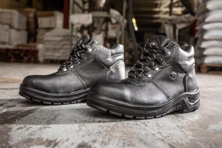 Bata Industrials 1